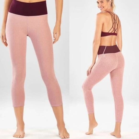 FABLETICS Heathered Pink Maroon High Rise Cropped Active Capri Bottoms Size XL - Picture 1 of 13